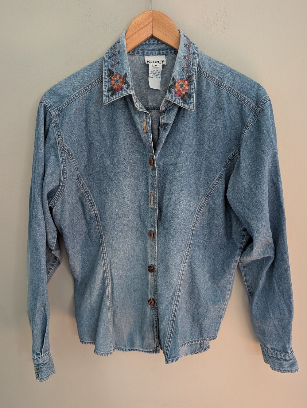 Koret Denim Chambray Embroidered Button Down Shirt Size M Western Cowgirl